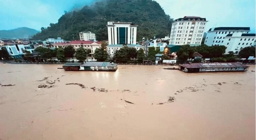 PM orders swift actions to deal with flooding consequences